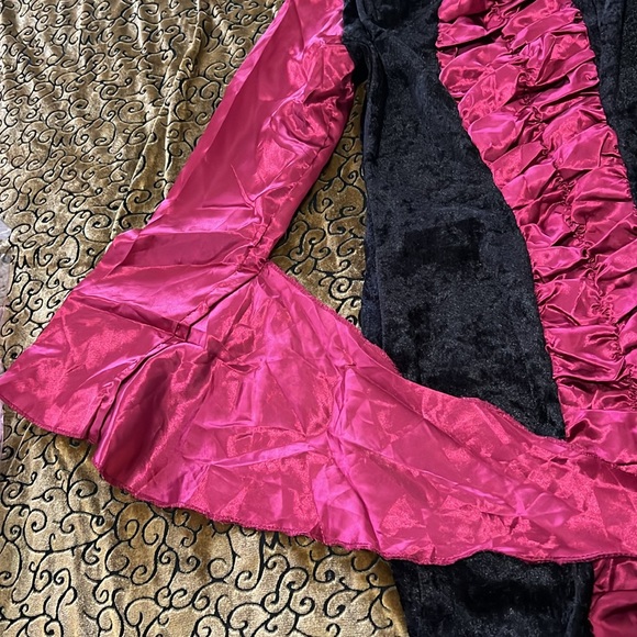 Girls Size 10/12 Halloween Costume Gothic Vampira - Picture 4 of 11